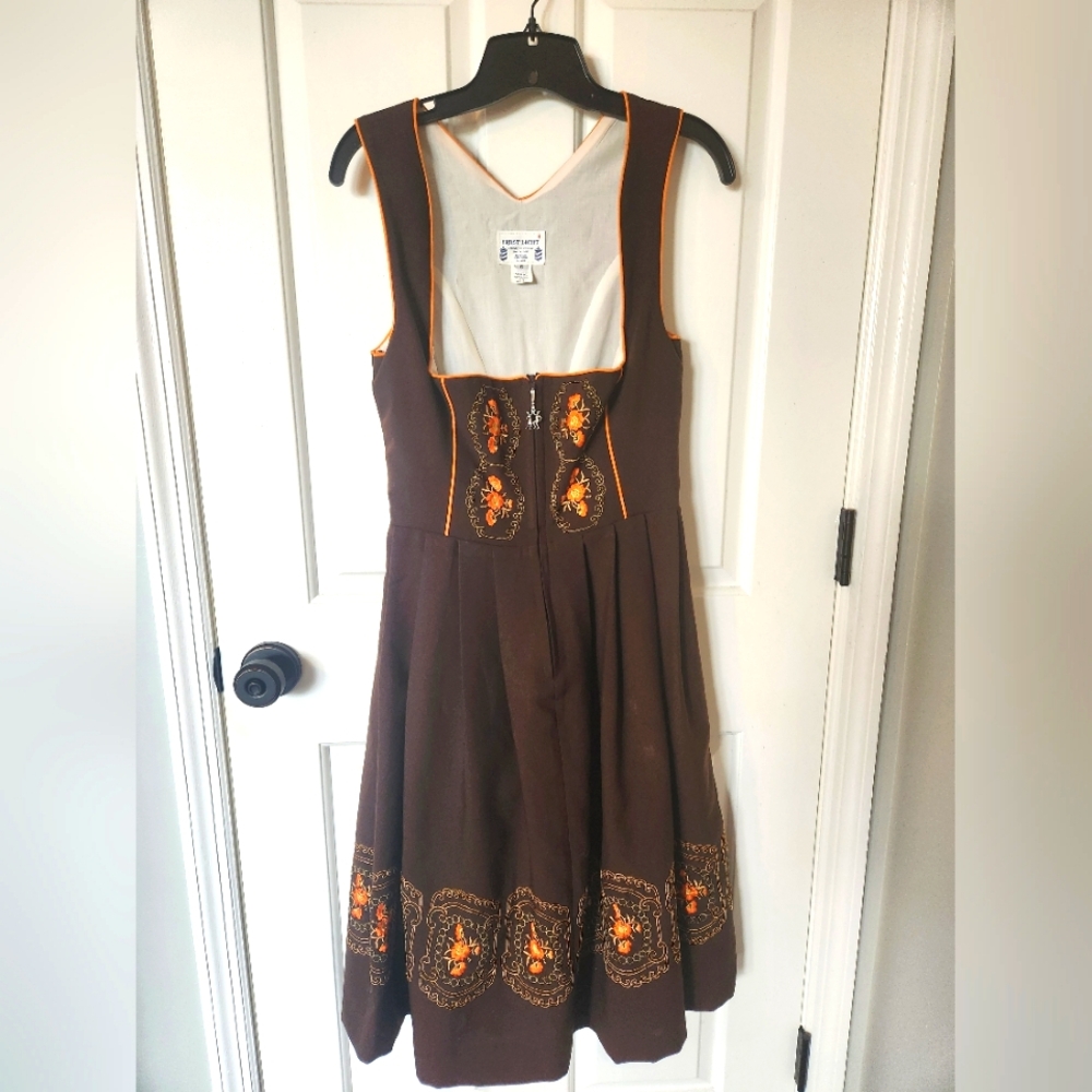 Dirndl, brown and orange Octoberfest german dress, size 6